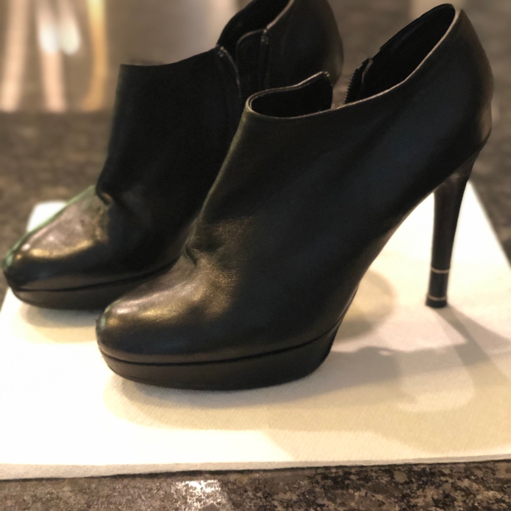 Dior Black Leather Ankle Booties